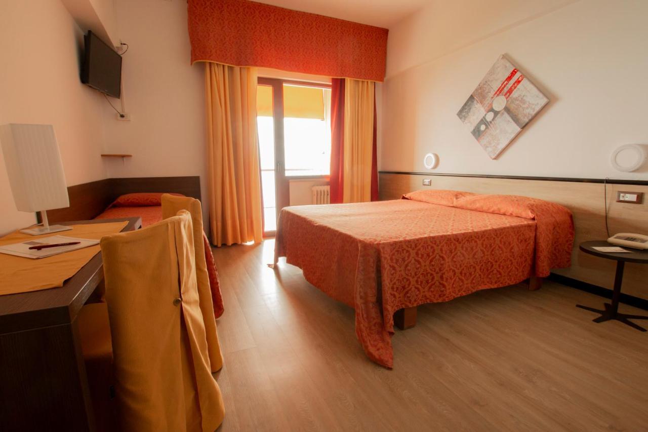 סן זנו די מונטניה Hotel San Zeno מראה חיצוני תמונה