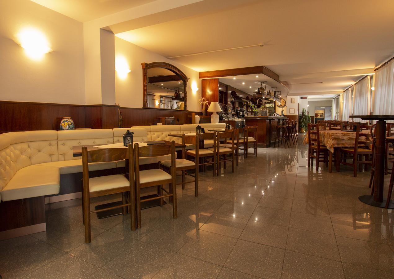 סן זנו די מונטניה Hotel San Zeno מראה חיצוני תמונה